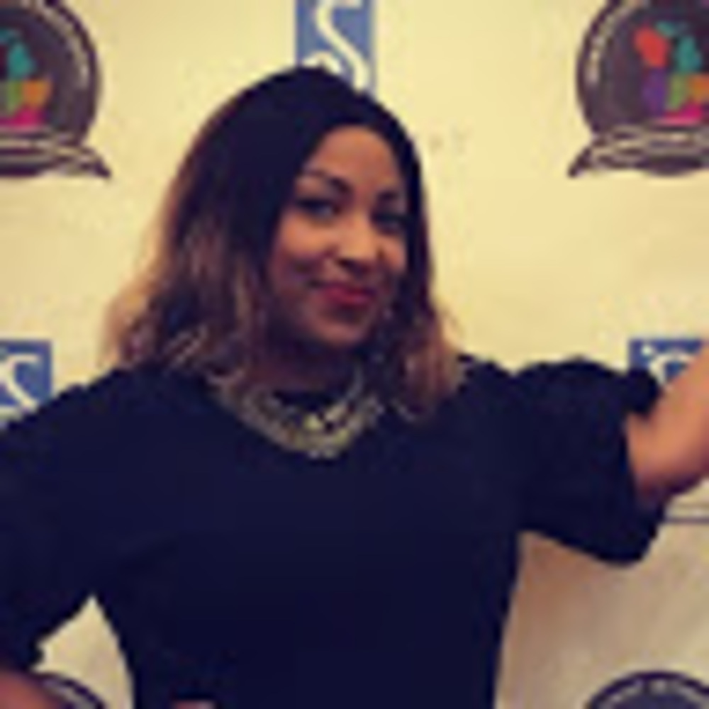 Meet your Posher, Courtney